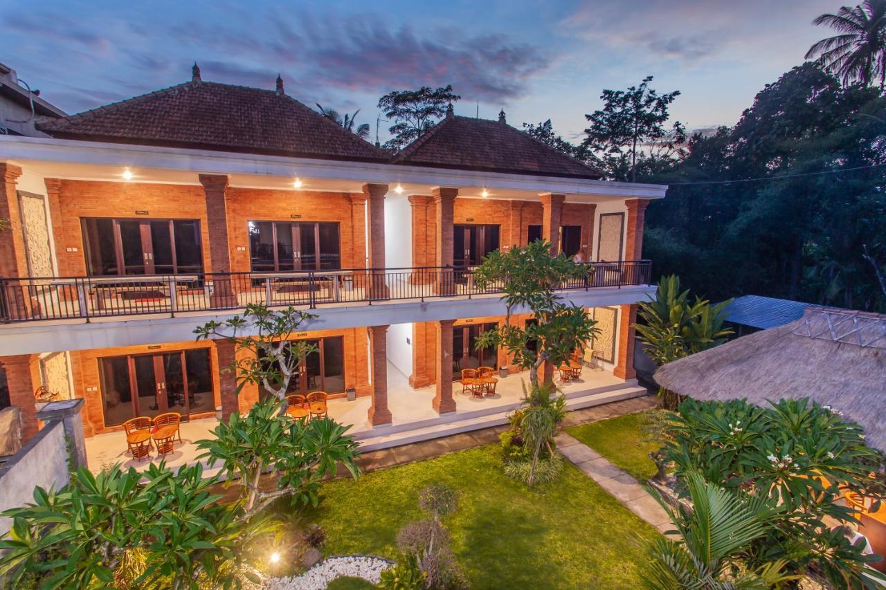 Ratna Guest House Ubud Exterior foto